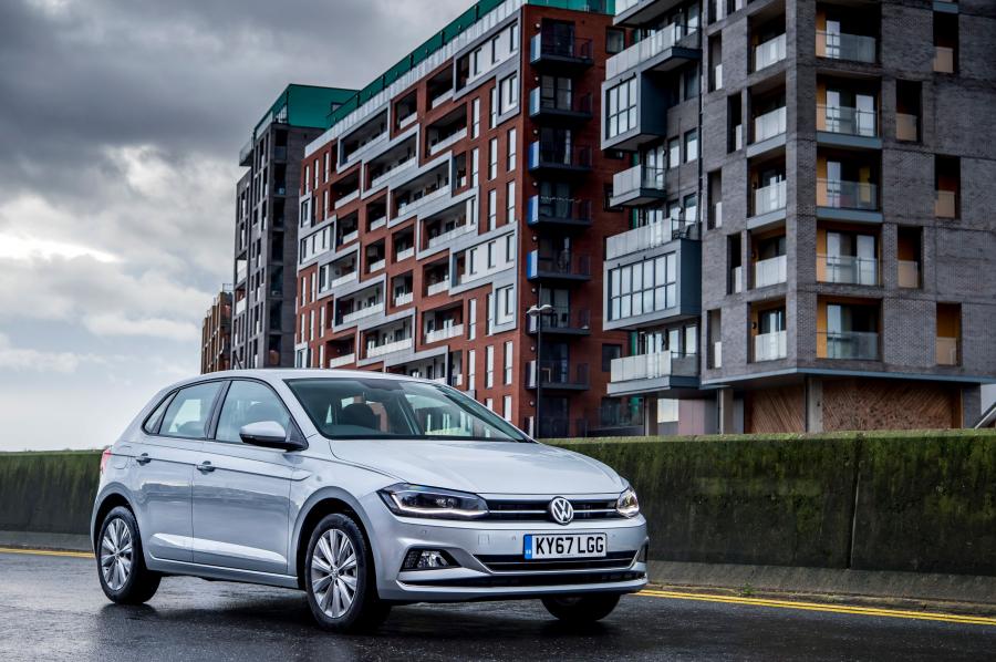  Volkswagen Polo 2017 года  (UK) (фото 34 из 40)